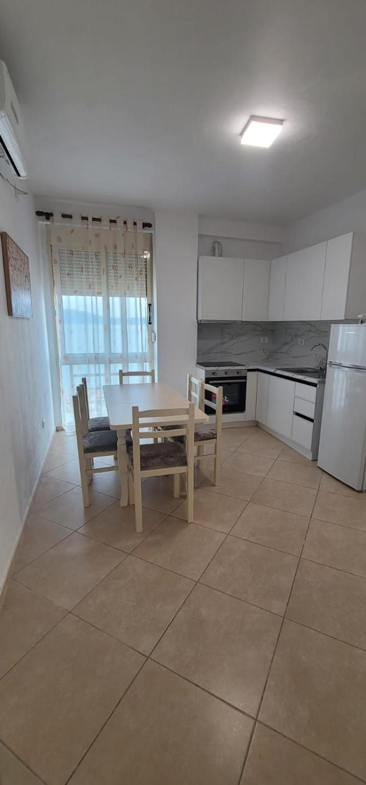 Sea View Vlora Apartment Екстериор снимка